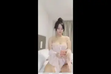 Live Show 136 Spektakuler Nonstop Kejutan Viral Panas poster
